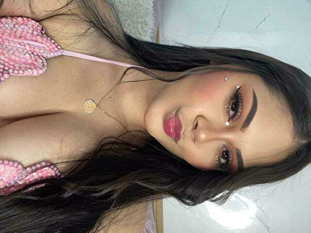 ANNIECOTSS free sexy photo