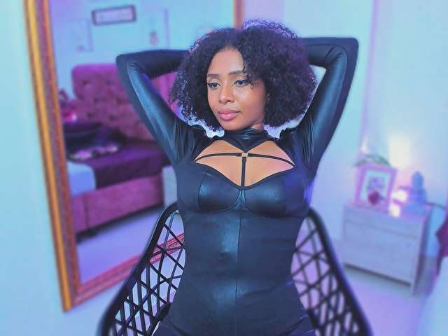 MEGAWILSON free sexy photo