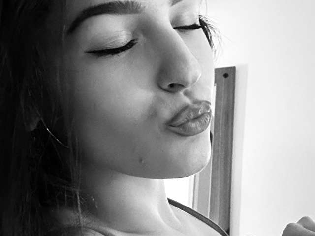COUPLEINLOVE free sexy photo