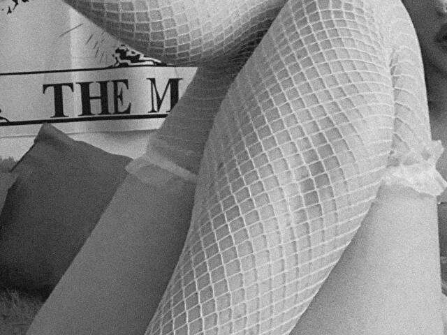 JIIGGLY free sexy photo