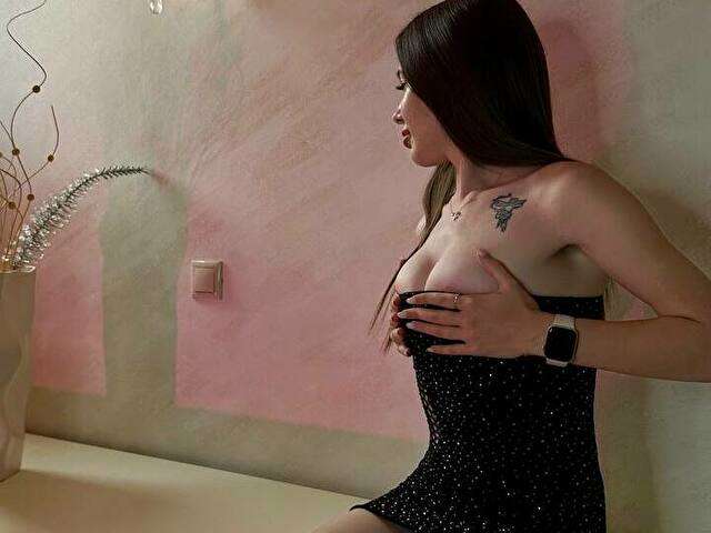 EVALOW free sexy photo