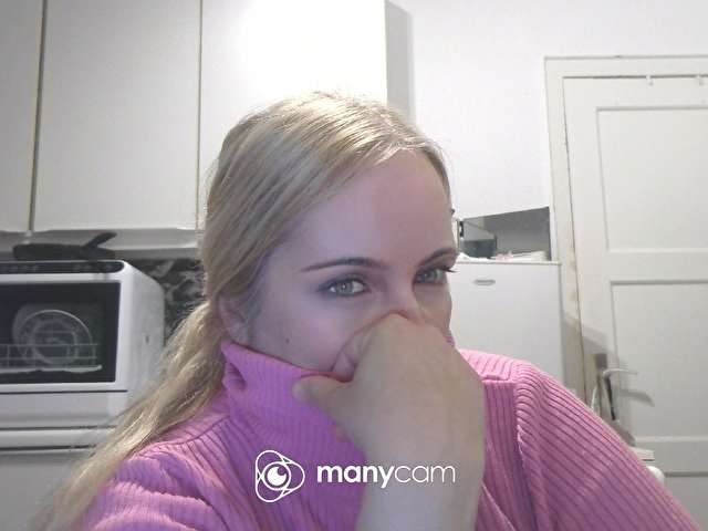 ALEXA3 free sexy photo