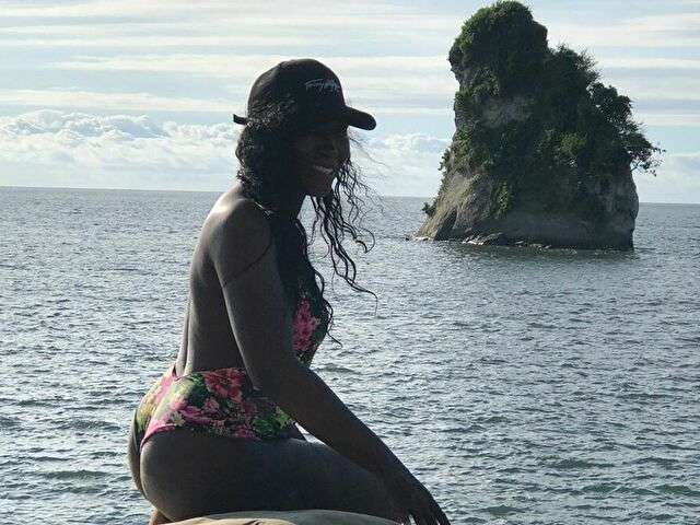 ALAIYA free sexy photo