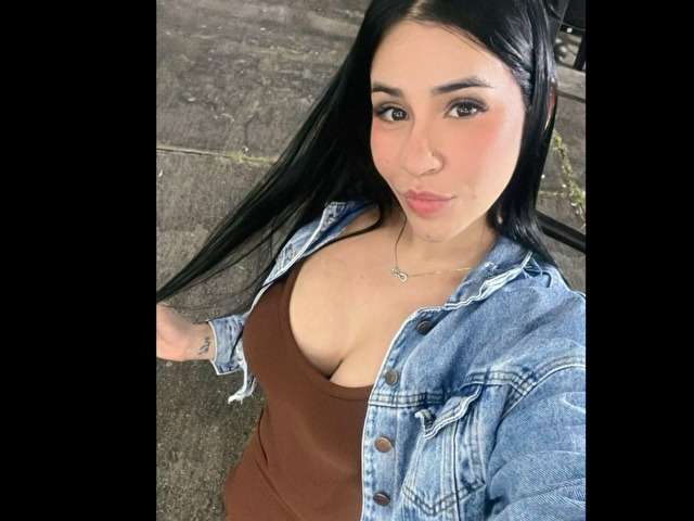 AMAIACOPER free sexy photo