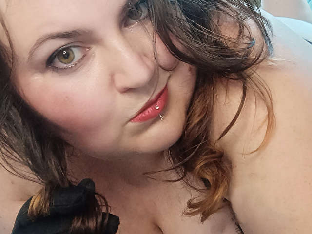 MISSMACABREX free sexy photo