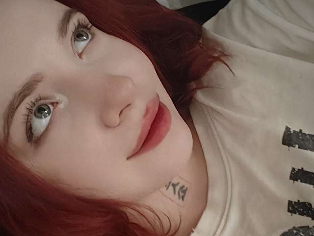 ELZASCARLETT free sexy photo