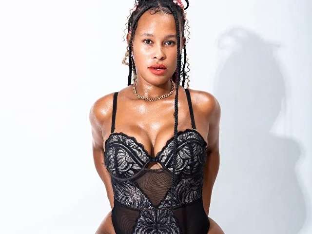 ARYASTARS free sexy photo