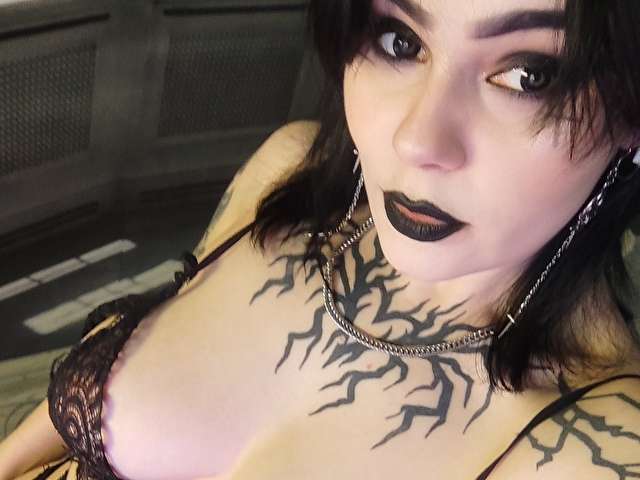 INTRIGUE free hard sexy photo