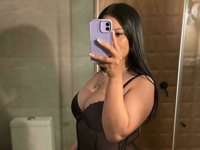 KRYSTALEVANS free sexy photo