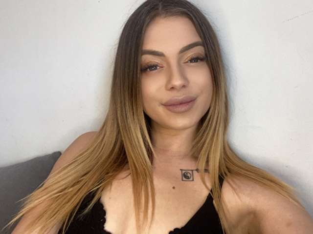 BEAUTYBUFFY free sexy photo