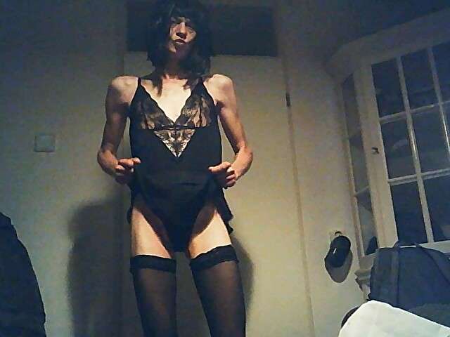 BRENZSO free sexy photo