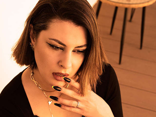 EMILYGLOW free sexy photo