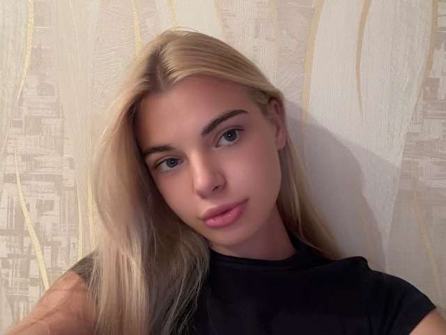 LISZA free sexy photo
