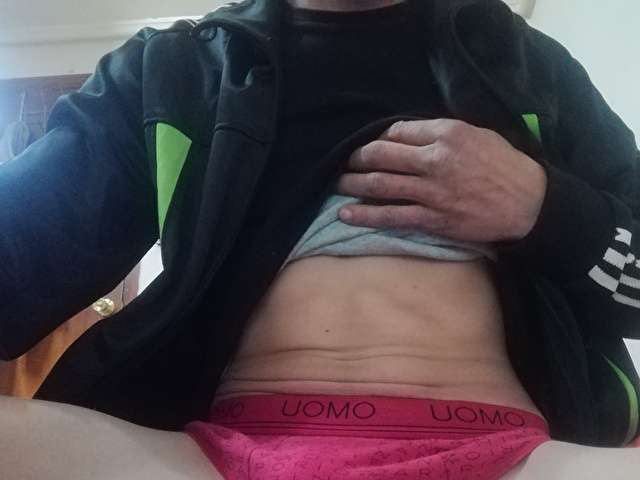 CABRONAZO free sexy photo