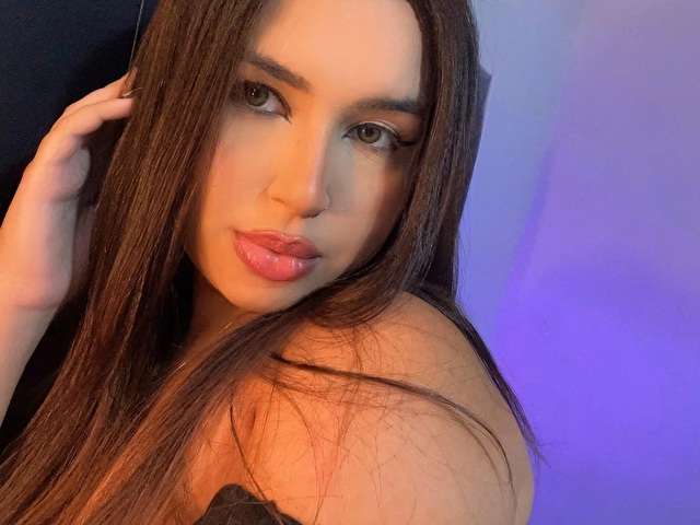 ASTRIDLUXY free sexy photo