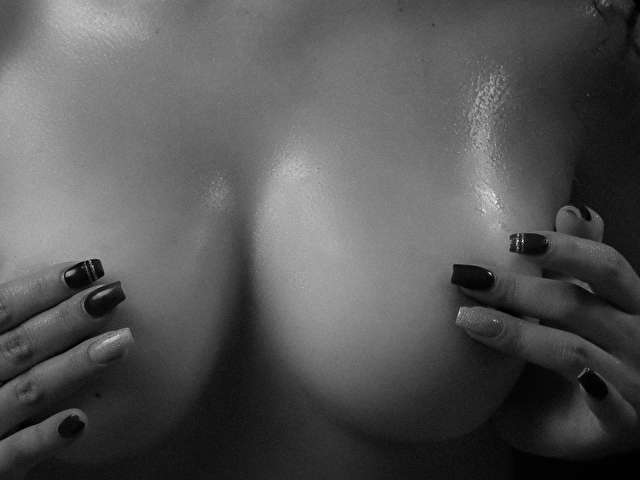 JULIANCHURCH free hard sexy photo
