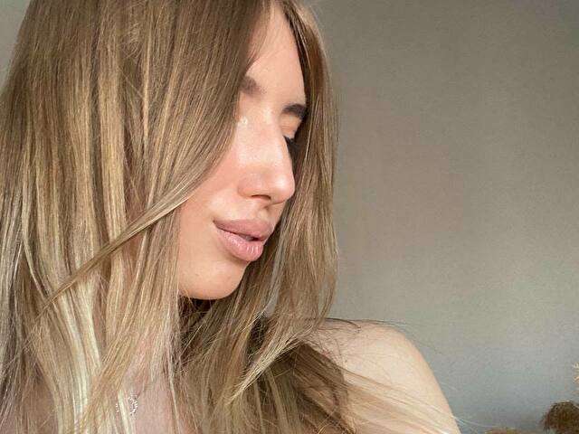 VANILABLONDE free sexy photo