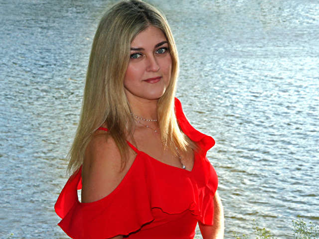 OLENAKIR free sexy photo