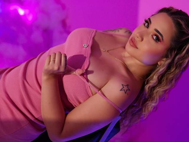 EMMAMILLER free sexy photo