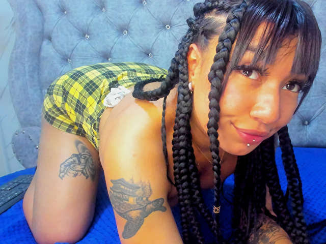 SOLEIIL free sexy photo