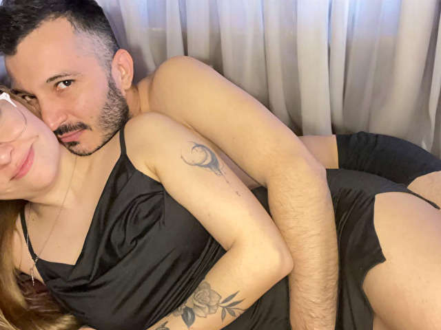 ARGHOTCOUPLE free sexy photo