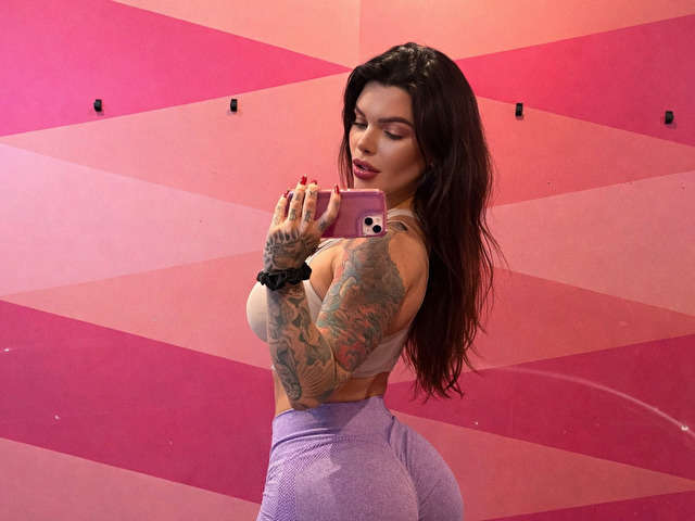 EMILYBLANCK free sexy photo