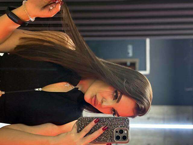 YOURALISA free sexy photo