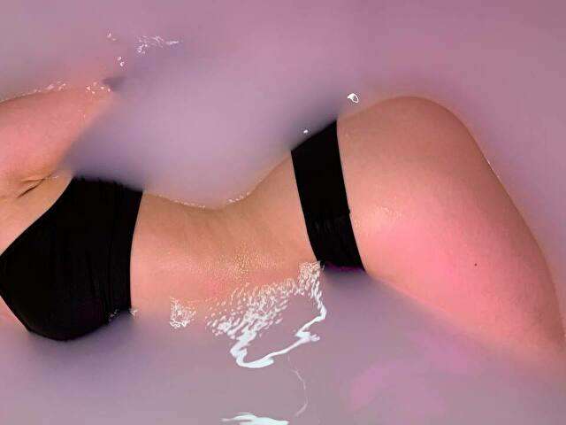MIDNIGHTMI free sexy photo