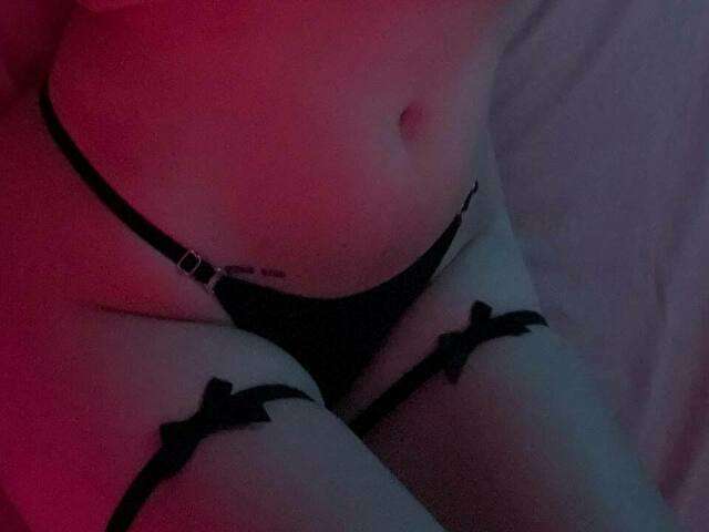 MIDNIGHTMI free sexy photo