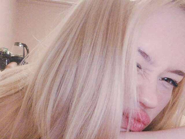 SOFIAAAA free sexy photo
