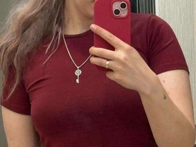 PRINCESSLEAA free sexy photo