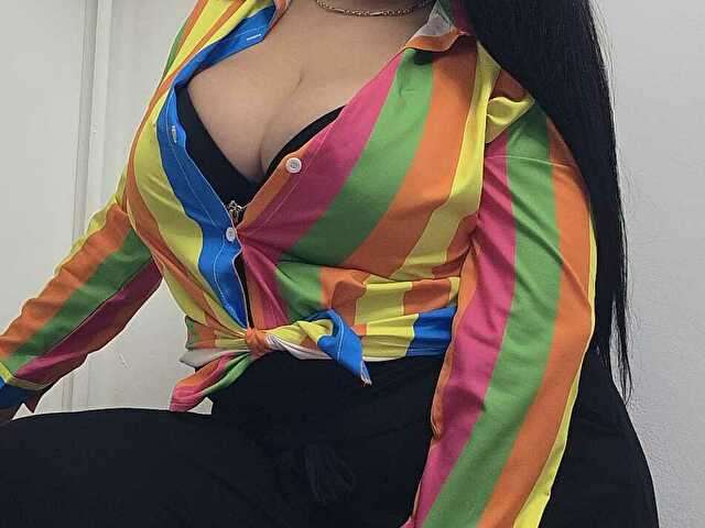 VICKYDIVINEE free sexy photo