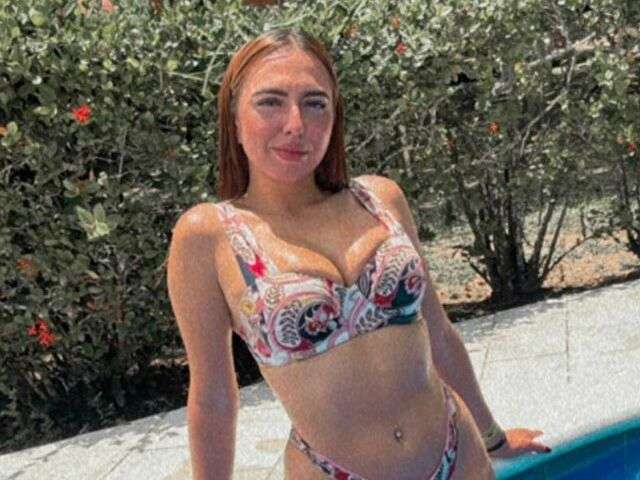 IVONNESAENZ free sexy photo