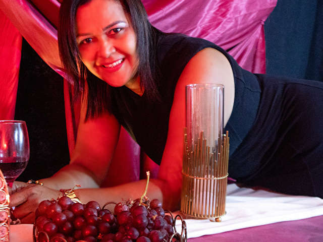 EMILLYLIM free sexy photo