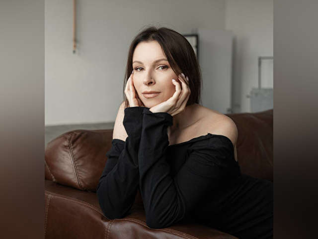 ANNABLOSSOM free sexy photo