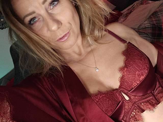 ANGELADESIRE free sexy photo