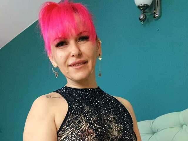 LIZZIE free sexy photo
