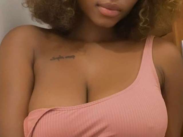 MILASAPHIR free sexy photo