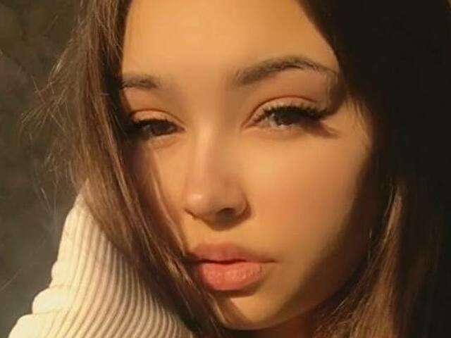 YULIANNAX free sexy photo