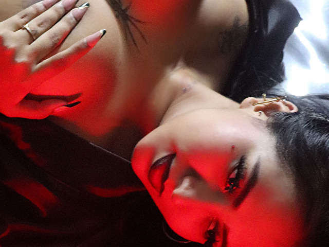 SOPHIABLAIR free sexy photo