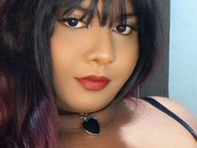 LUNNAWOLLLF free sexy photo