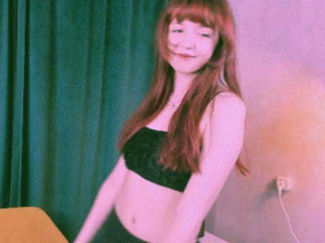 EMITIN free sexy photo