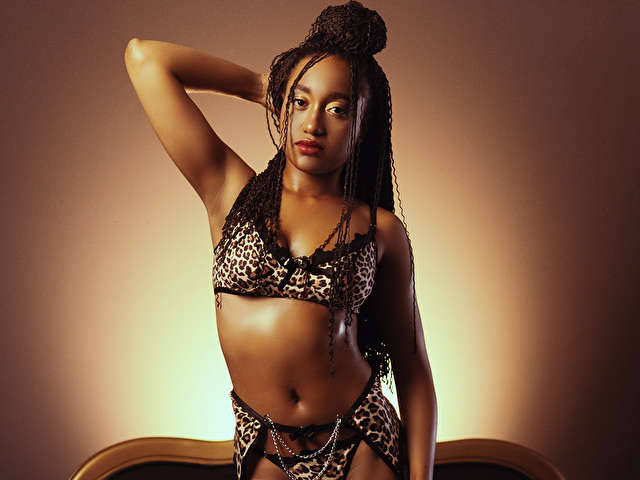 AMARANOIR free sexy photo