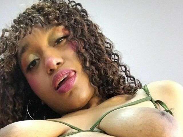 AMARANOIR free sexy photo
