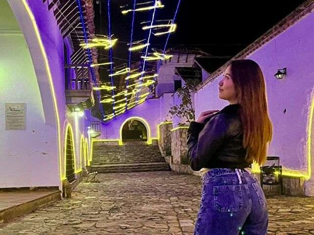 SAELIVRAE free sexy photo