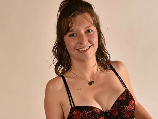 MOANWITHM free sexy photo