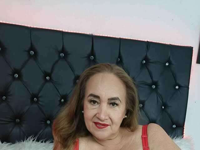 SWEETBIGCAT free sexy photo