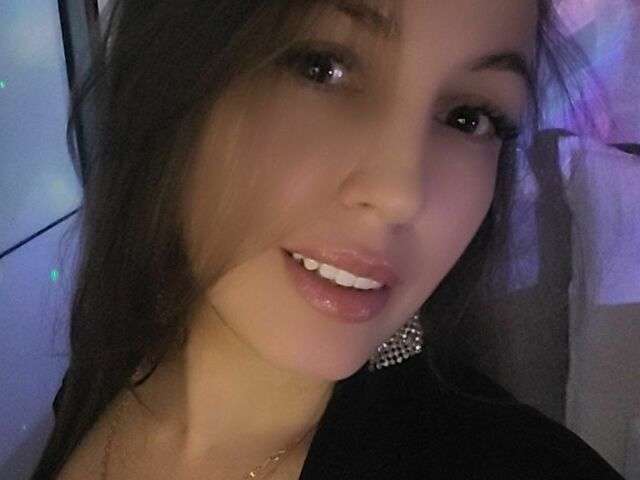 ANNIEXKISS free sexy photo