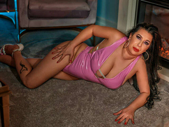 MADAMENORA free sexy photo