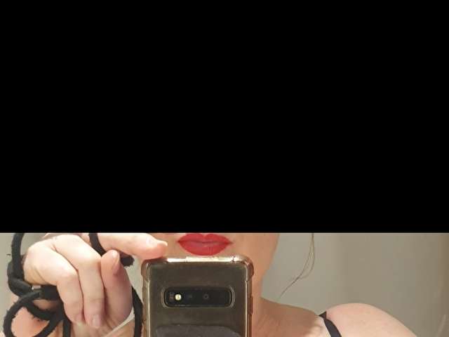 MOIII free sexy photo